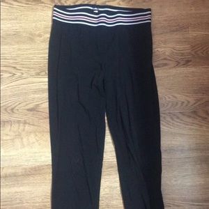 black leggings with elastic waist
